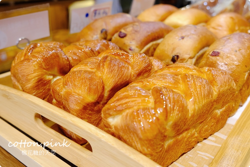 香烘焙坊美村店-新開幕超優惠 多款現烤麵包2個只要50元 香烘焙坊美村店-新開幕超優惠 多款現烤麵包2個只要50元