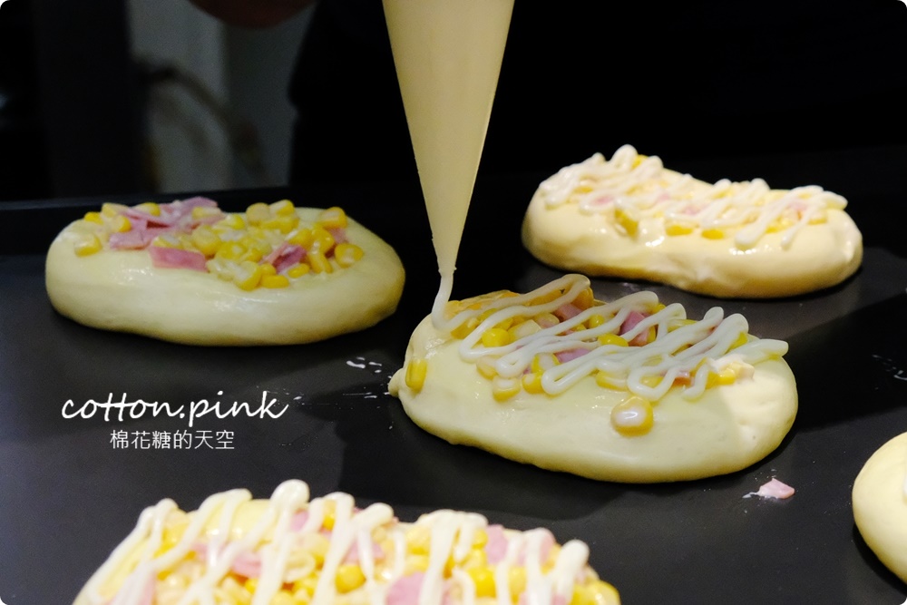 香烘焙坊美村店-新開幕超優惠 多款現烤麵包2個只要50元 香烘焙坊美村店-新開幕超優惠 多款現烤麵包2個只要50元