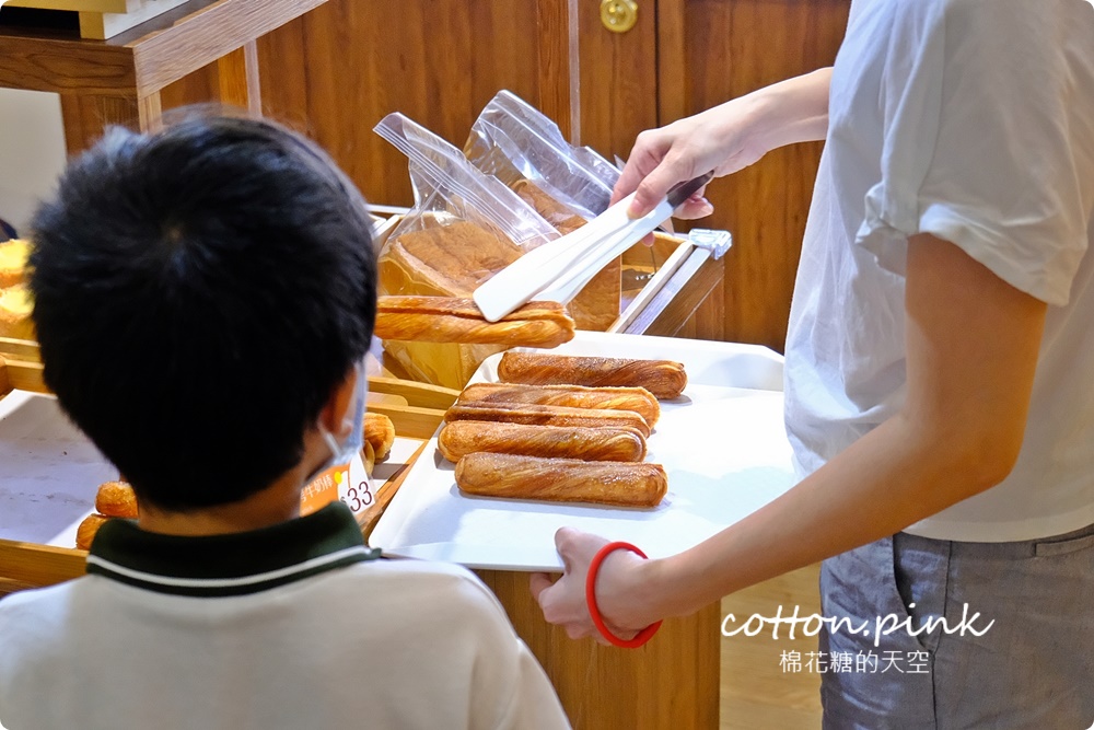 香烘焙坊美村店-新開幕超優惠 多款現烤麵包2個只要50元 香烘焙坊美村店-新開幕超優惠 多款現烤麵包2個只要50元