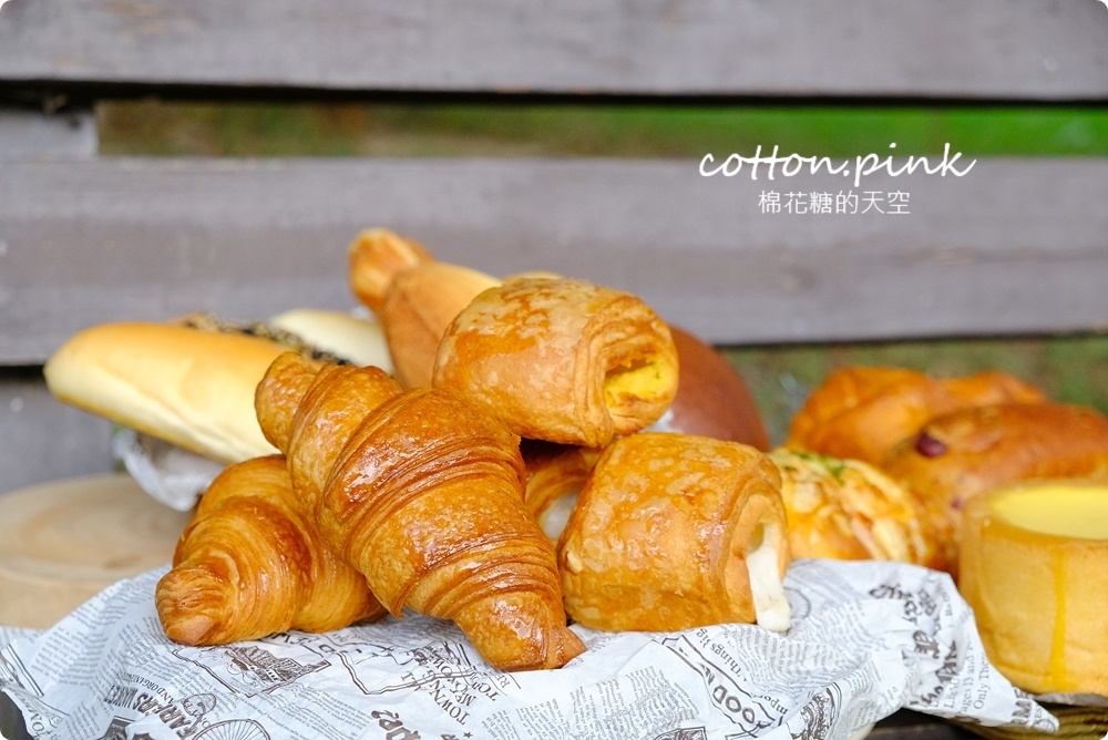 香烘焙坊美村店-新開幕超優惠 多款現烤麵包2個只要50元 香烘焙坊美村店-新開幕超優惠 多款現烤麵包2個只要50元