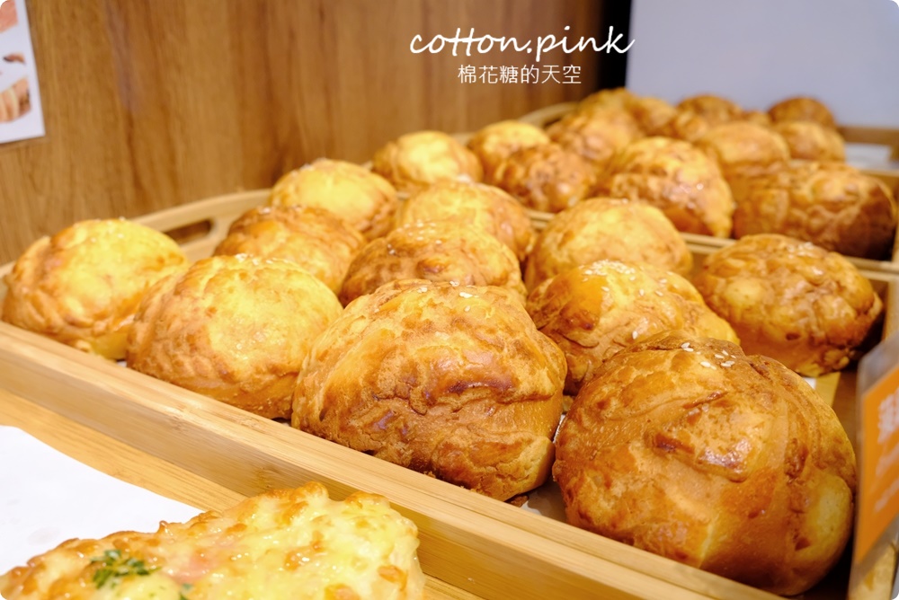 香烘焙坊美村店-新開幕超優惠 多款現烤麵包2個只要50元 香烘焙坊美村店-新開幕超優惠 多款現烤麵包2個只要50元