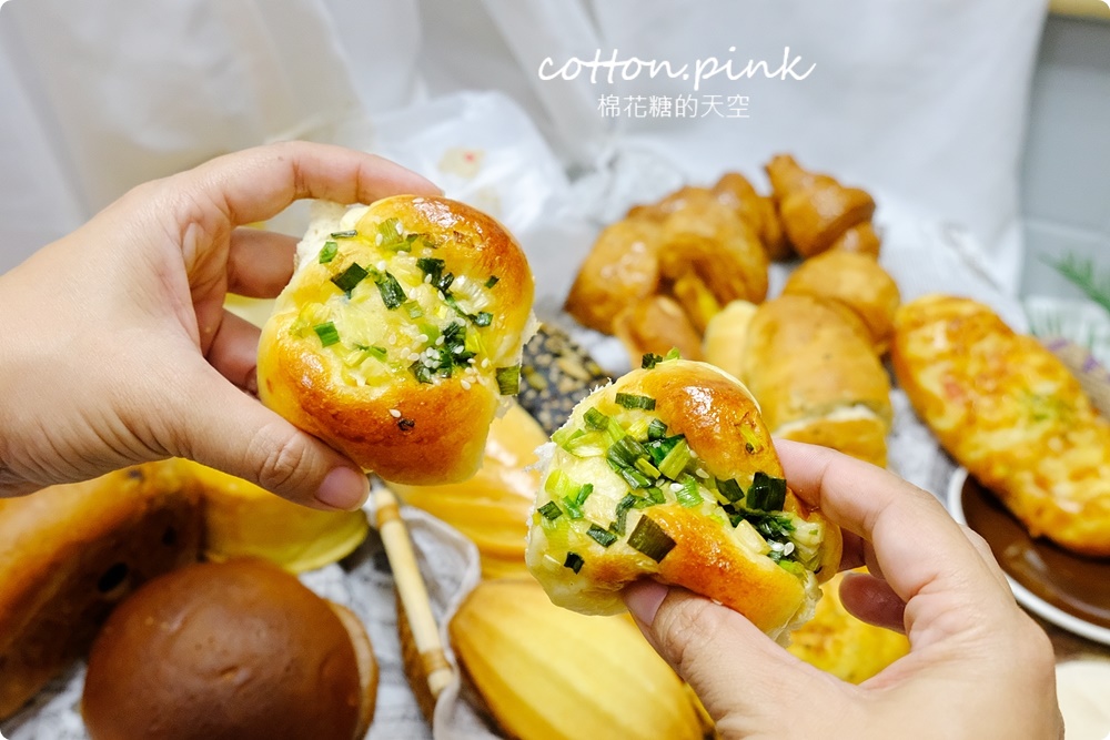 香烘焙坊美村店-新開幕超優惠 多款現烤麵包2個只要50元 香烘焙坊美村店-新開幕超優惠 多款現烤麵包2個只要50元