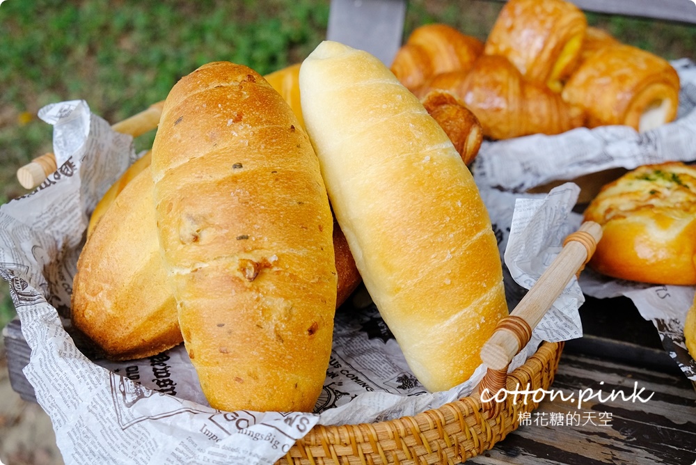 香烘焙坊美村店-新開幕超優惠 多款現烤麵包2個只要50元 香烘焙坊美村店-新開幕超優惠 多款現烤麵包2個只要50元