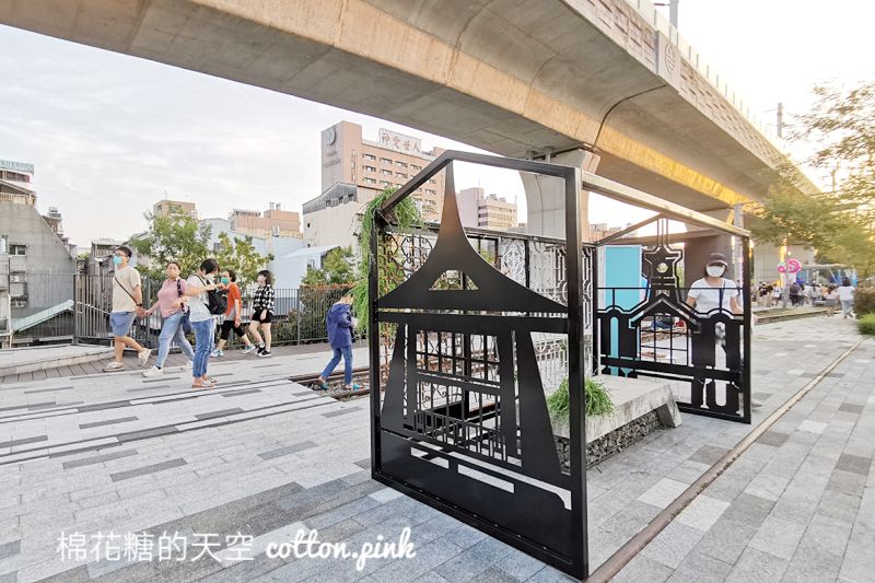 2022創意台中就在舊鐵道上！周末搭配舊物市集很有看頭～