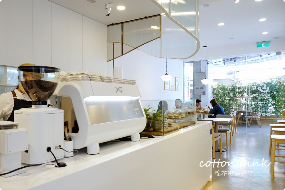 台中早午餐L'USiNE Cafe蕗莘咖啡