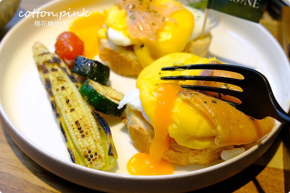 台中早午餐L'USiNE Cafe蕗莘咖啡