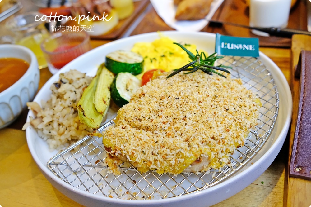 台中早午餐L'USiNE Cafe蕗莘咖啡