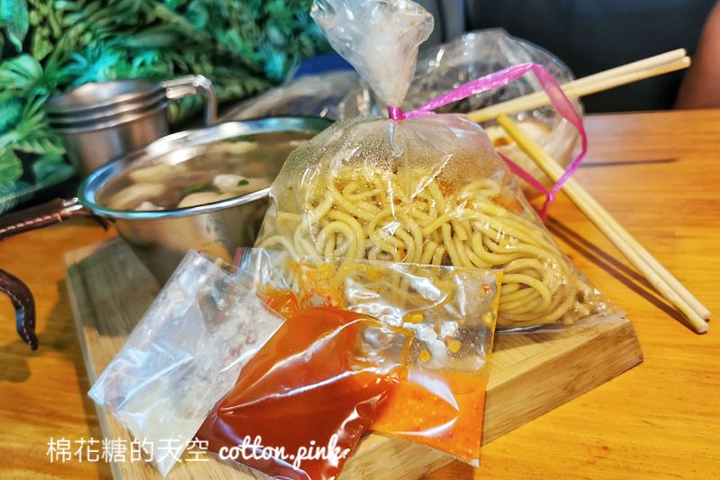 台中豐原南福祠炒麵早餐就是要吃炒麵加源美！綜合湯超多料