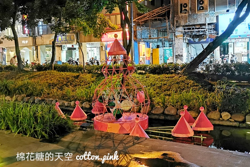 台中聖誕景點-綠川、台中車站聖誕佈置搶先曝光，台中好甜
