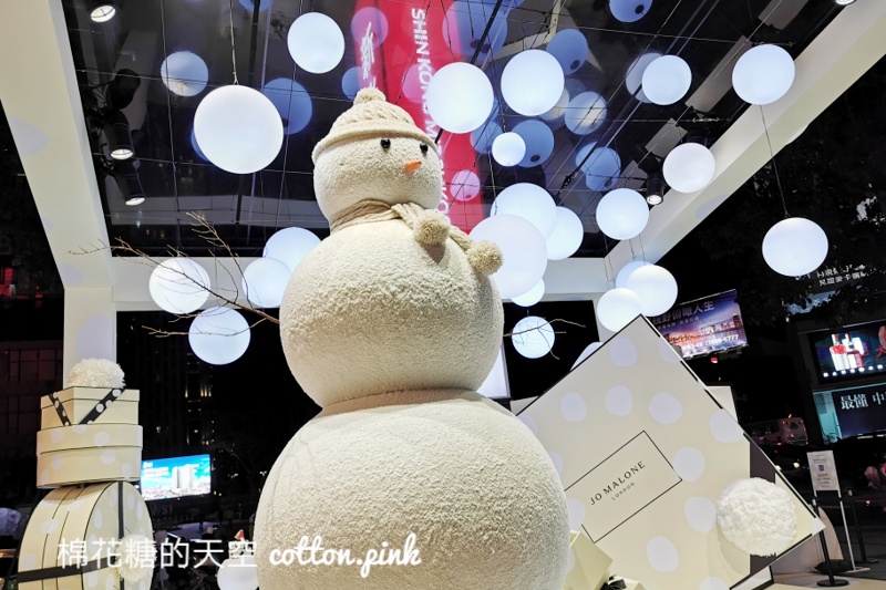 快閃純白雪人聖誕景點超好拍！隱藏版兔年元素好可愛～
