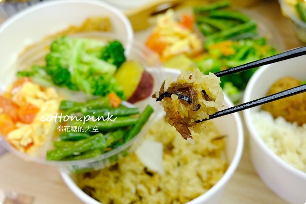 台中新店推薦|總舖師開店油飯、佛跳牆、手路菜吃起來！吉日起第一家就在漢口路