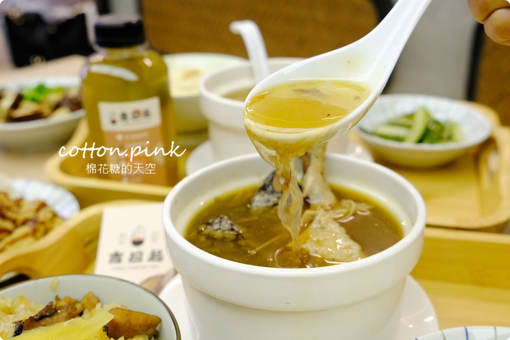 台中新店推薦|總舖師開店油飯、佛跳牆、手路菜吃起來！吉日起第一家就在漢口路