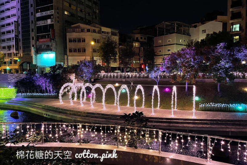 台中聖誕景點-台中好甜心動於中柳川聖誕佈置悄悄上架啦