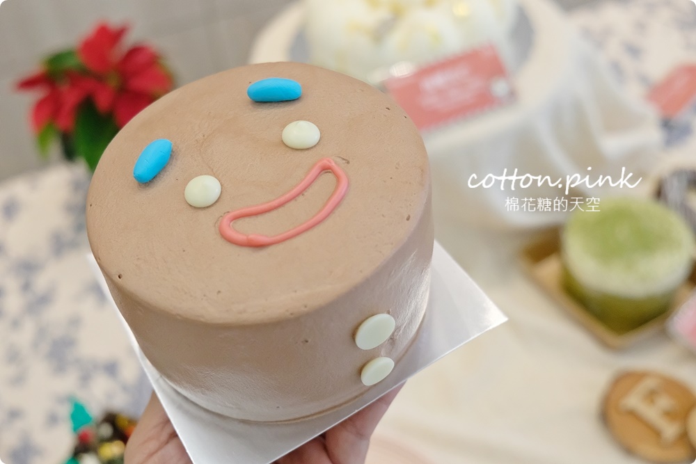 聖誕蛋糕甜點療癒上架！夢幻純白蛋糕、薑餅人～滿滿草莓蛋糕也不能錯過