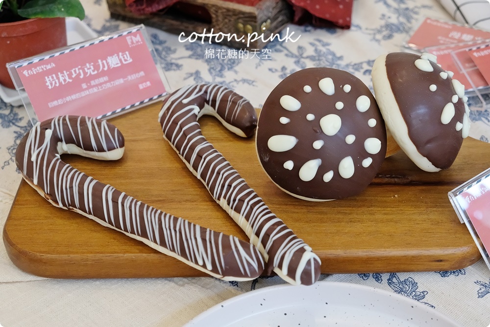 聖誕蛋糕甜點療癒上架！夢幻純白蛋糕、薑餅人～滿滿草莓蛋糕也不能錯過
