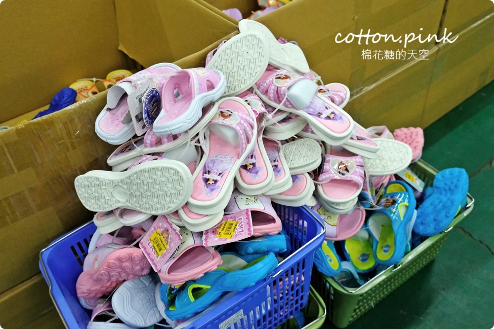 過年換新鞋！台中在地鞋廠年終感謝祭甜甜價！童鞋、布鞋、運動鞋買一送一快來搶