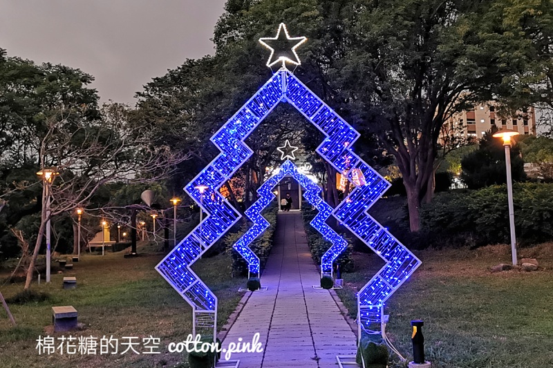 台中教堂景點|靜宜大學主顧聖母堂傍晚亮燈超夢幻