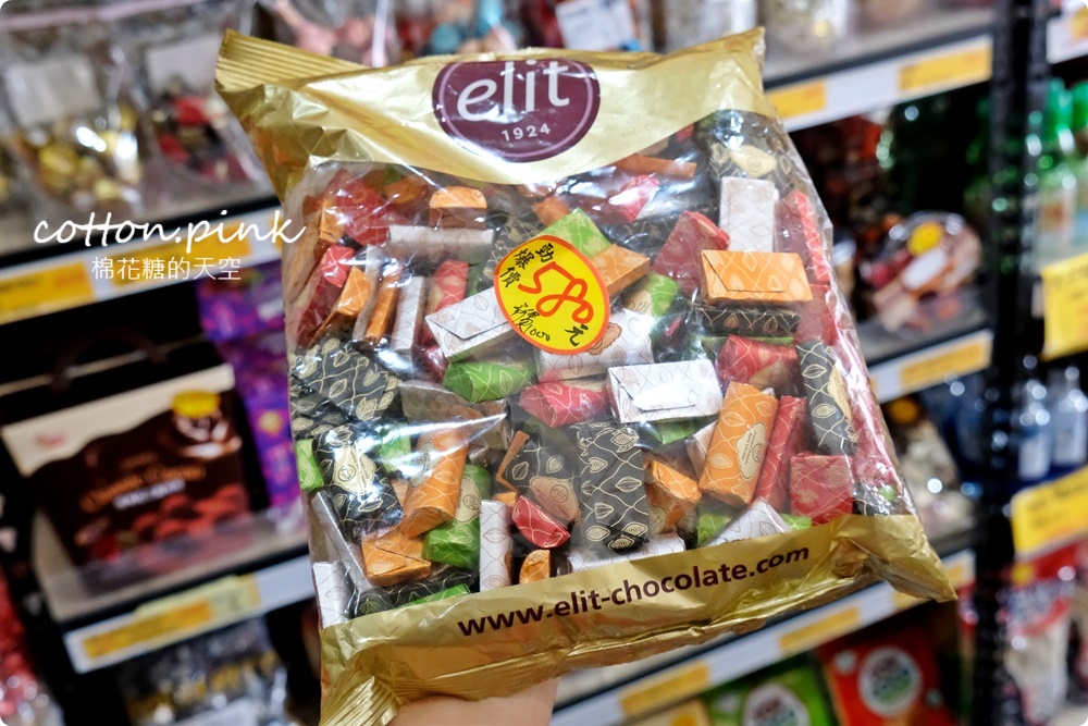 台中豐原偽年貨大街！豐亞食品過年禮盒甜甜價～堅果糖果超好買
