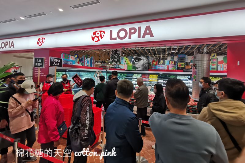 LaLaport開幕實況搶先看！不只日系品牌進駐～知名吃到飽也COMING SOON！