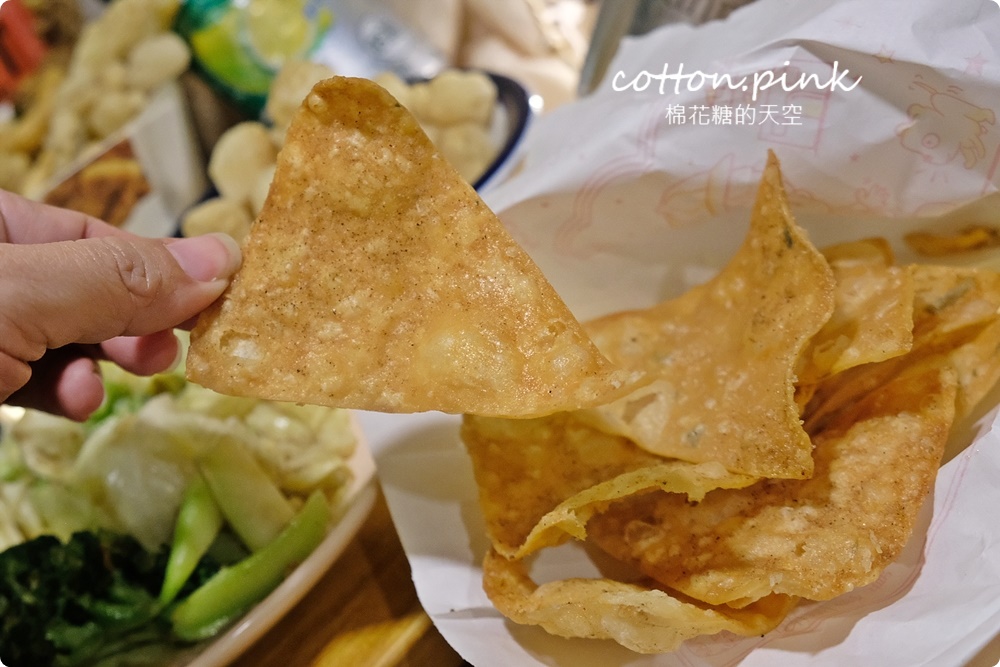 台中鹹酥雞推薦|徐家鹹酥雞香酥口感太迷人，少見蛋餅皮、黑輪片必點