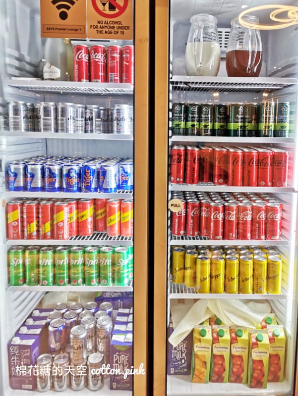 新加坡樟宜機場貴賓室-SATS內部開箱，自己煮叻沙～還有飲料、南洋料理
