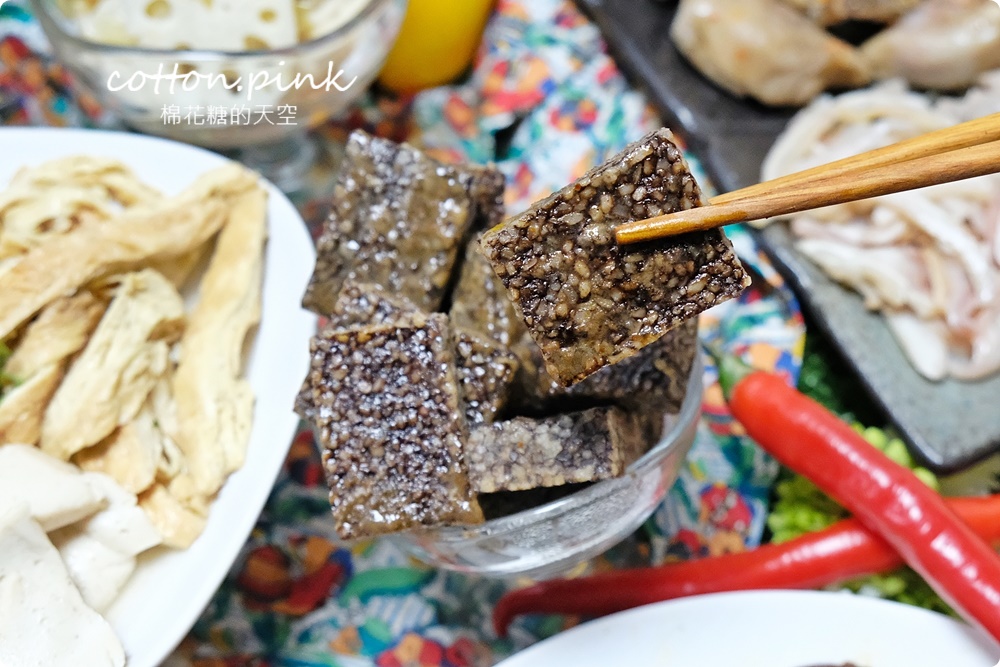 台中滷味這家很特別！少見白滷橄欖屋滷味吃得到～眷村白涼麵也大推