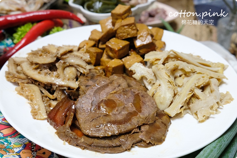 台中滷味這家很特別！少見白滷橄欖屋滷味吃得到～眷村白涼麵也大推