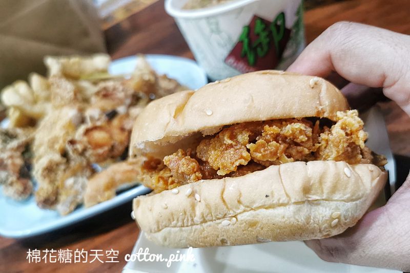 台中炸雞麵線糊這家店面超低調～吉優炸雞還有卡啦雞腿堡