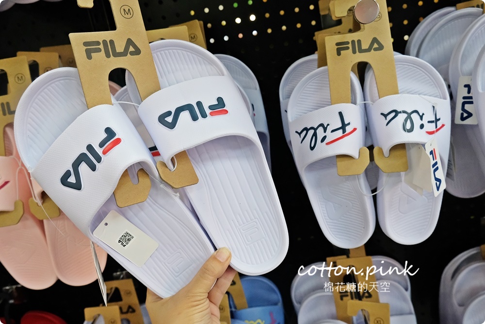 品牌運動鞋零碼特賣超級甜甜價！卡通童鞋、運動拖鞋不買搥心肝
