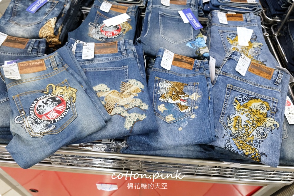 品牌運動鞋零碼特賣超級甜甜價！卡通童鞋、運動拖鞋不買搥心肝