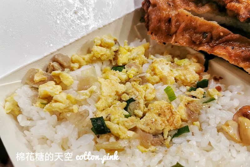 台中便當這家排骨超厚的！湘園排骨秘密武器這一味不能不加