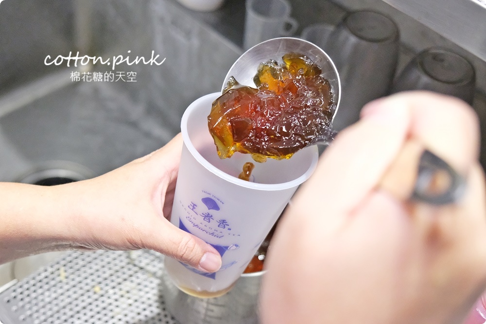 逢甲飲料推薦|藏在小巷～獨家蘭花香氣超仙！王者香蘭花繡茶推薦這杯