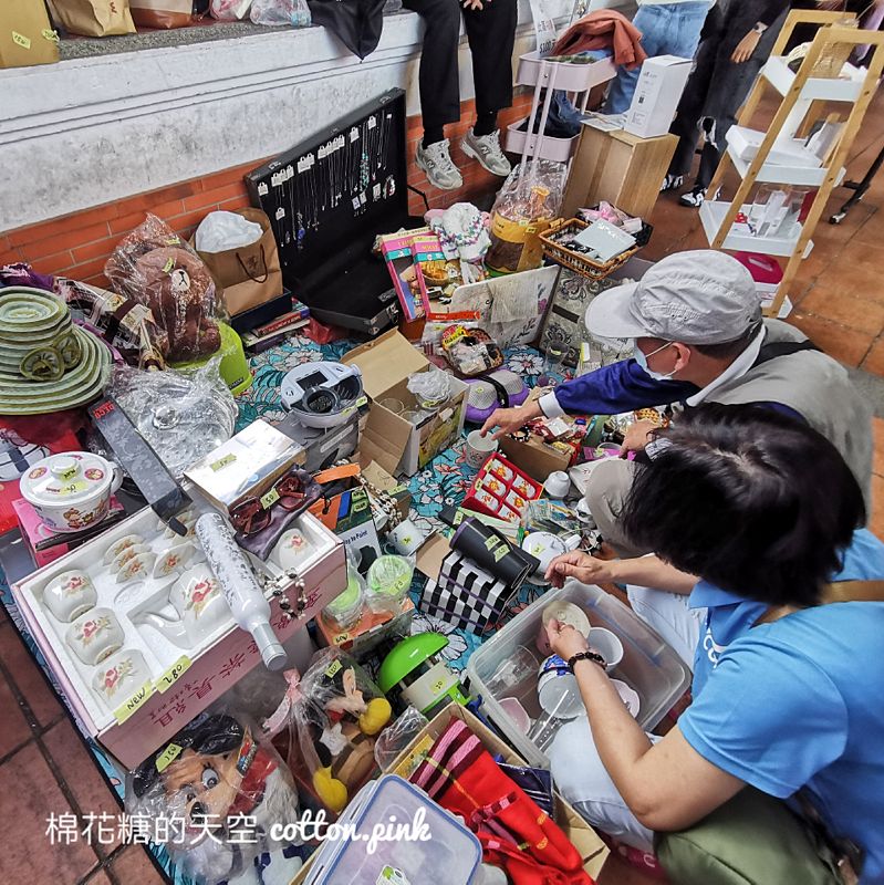 台中二手市集爆人氣～蚤物盛典現場超多銅板價商品可以來挖寶！