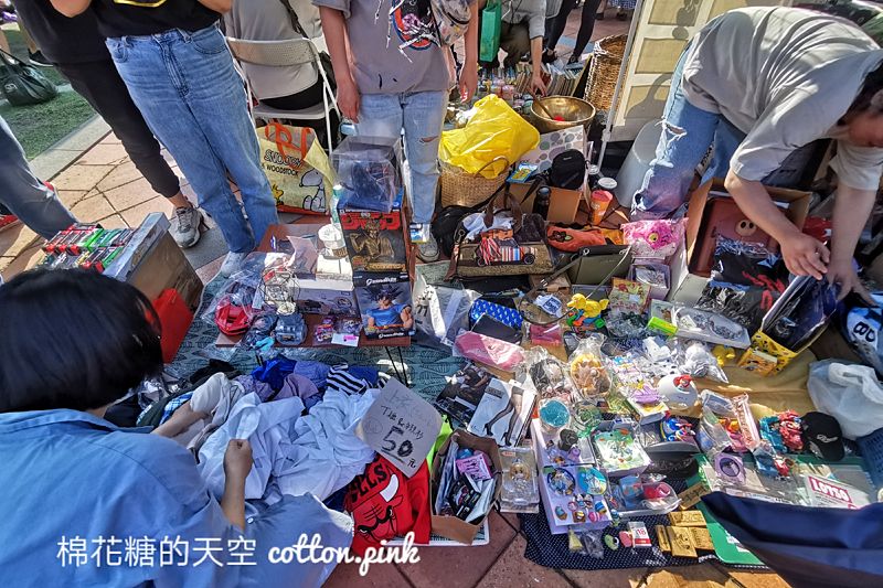 台中二手市集爆人氣～蚤物盛典現場超多銅板價商品可以來挖寶！