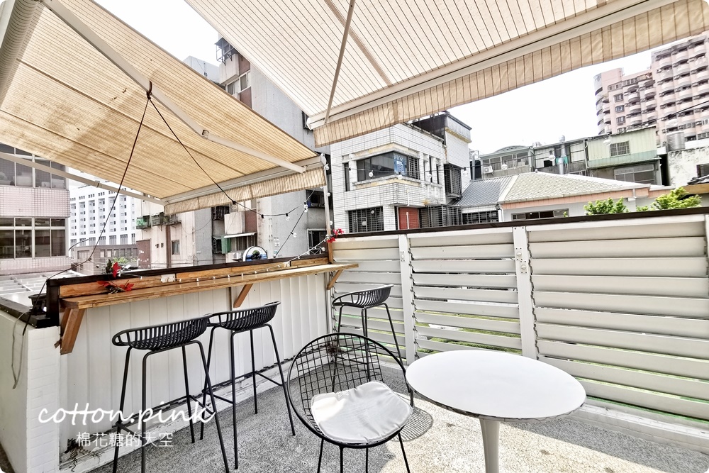 台中蔬食餐廳藏在小巷裡！純白狸窩餐廳還有少見全素手作披薩