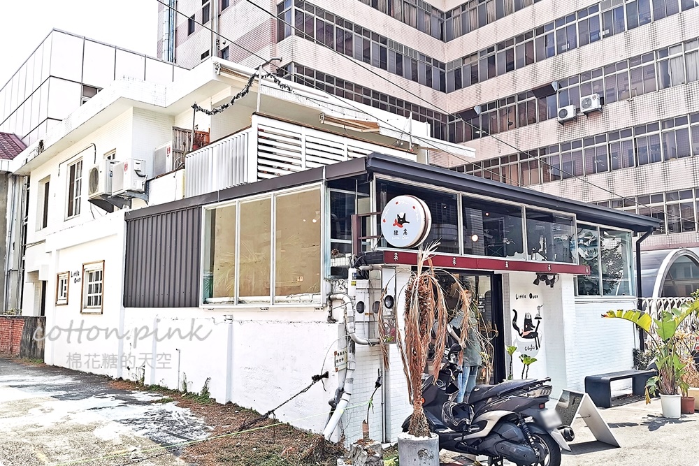 台中蔬食餐廳藏在小巷裡！純白狸窩餐廳還有少見全素手作披薩
