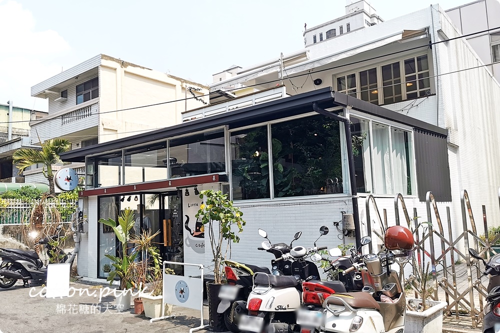 台中蔬食餐廳藏在小巷裡！純白狸窩餐廳還有少見全素手作披薩