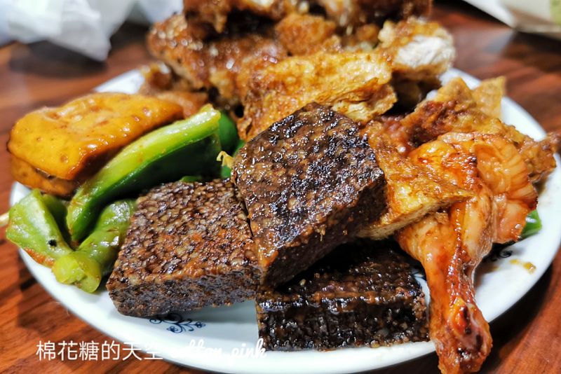 週二限定頭家厝夜市～京饡蜜汁碳烤超人氣！每一種都想吃