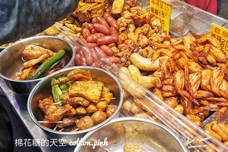 週二限定頭家厝夜市～京饡蜜汁碳烤超人氣！每一種都想吃