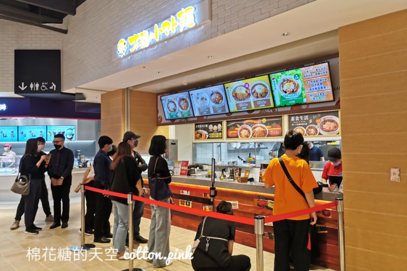 LaLaport北館開放試營運！多家首度來台日本美食～停車終於可以折抵了......