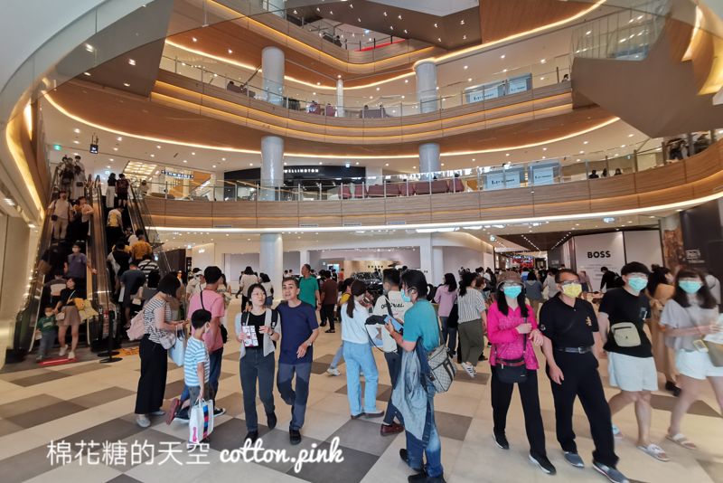 LaLaport北館開放試營運！多家首度來台日本美食～停車終於可以折抵了……