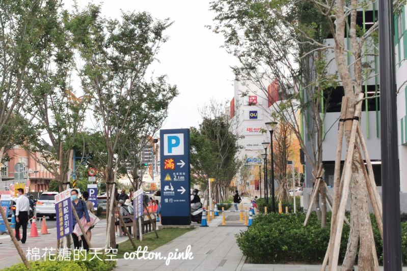 LaLaport北館開放試營運！多家首度來台日本美食～停車終於可以折抵了......