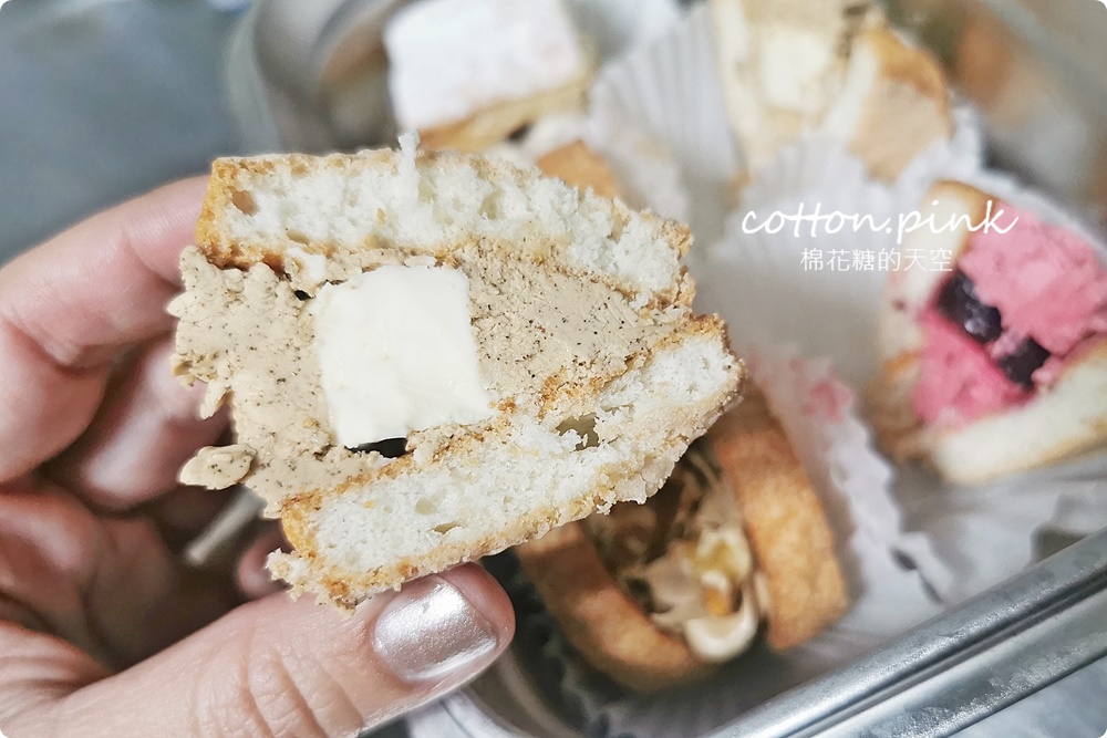 台中伴手禮|UniPie達克瓦茲內餡美得像朵花、蝴蝶酥一盒雙味！