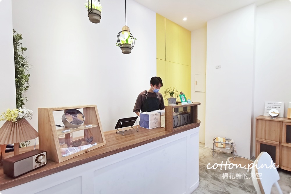 台中伴手禮|UniPie達克瓦茲內餡美得像朵花、蝴蝶酥一盒雙味！