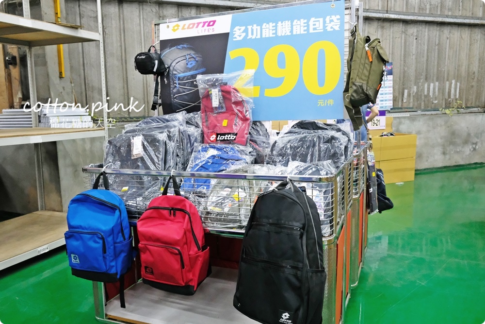 台中大雅在地鞋廠母親節前甜甜價！涼鞋、童鞋、登山鞋買一送一快來搶