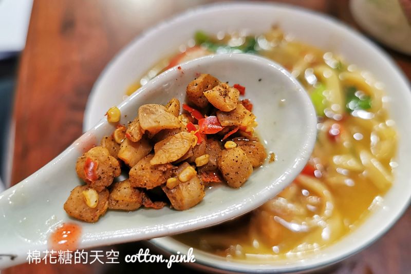 台中老蔡大麵羹每週最多賣兩天～搭配羅氏秋水茶濃濃台中味～