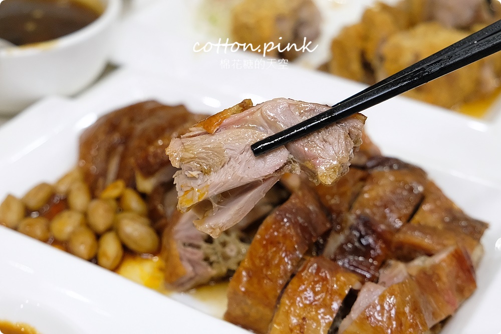 台中港式餐廳推薦|龍富貴茶餐廳就在向上路～不只港點還有手路菜