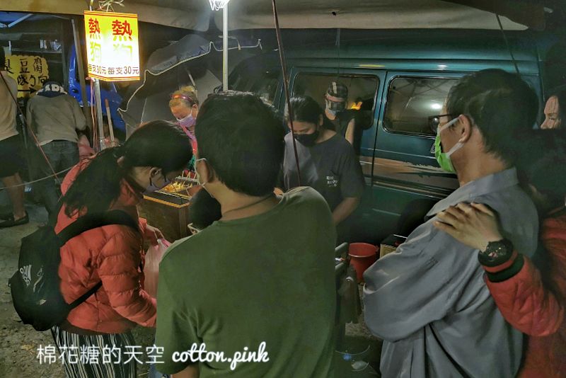 超大熱狗只有自強夜市買得到～隱藏版不用排，一週只有一天