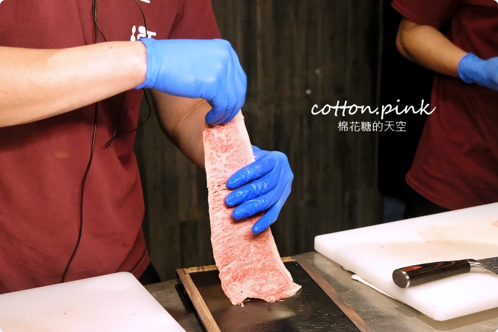 超神秘!台中火鍋一潤鮮切鍋物和牛現切~創意桌邊料理必點 超神秘!台中火鍋一潤鮮切鍋物和牛現切~創意桌邊料理必點