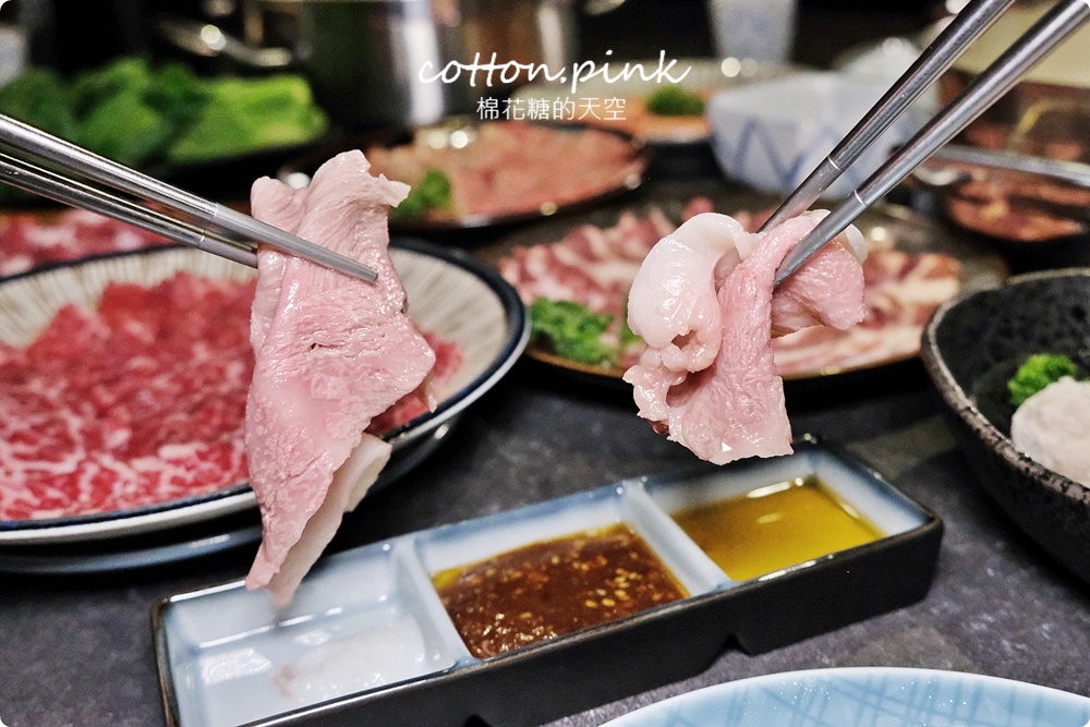 超神秘!台中火鍋一潤鮮切鍋物和牛現切~創意桌邊料理必點 超神秘!台中火鍋一潤鮮切鍋物和牛現切~創意桌邊料理必點